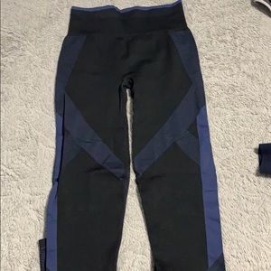 Victoria’s Secret pink leggings